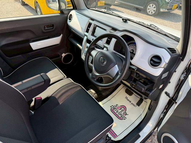 フレアクロスオーバー ＸＧ　本土車両　プッシュスタート　スマートキー　スペアキー　社外オーディオ　ＵＳＢ接続　取説付き（15枚目）