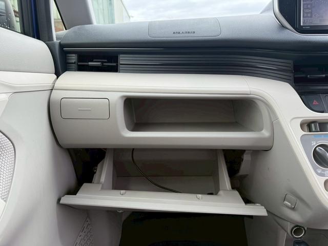 ムーヴ Ｌ　ＳＡＩＩ　本土車両　キーレス　純正オーディオ　ナビ　フルセグ　Ｂｌｕｅｔｏｏｔｈ　バックカメラ　社外アルミホイール（25枚目）