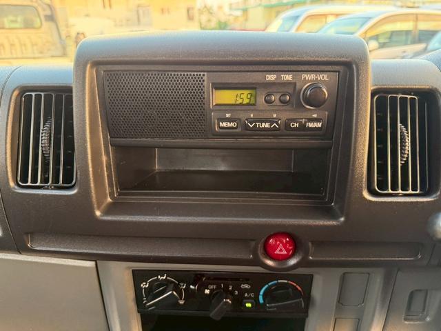 ＮＴ１００クリッパートラック ＤＸ　本土車両　オールペン済み　社外アルミホイール　取説付　アンダーコート　ワイパー新品　バッテリー新品（22枚目）
