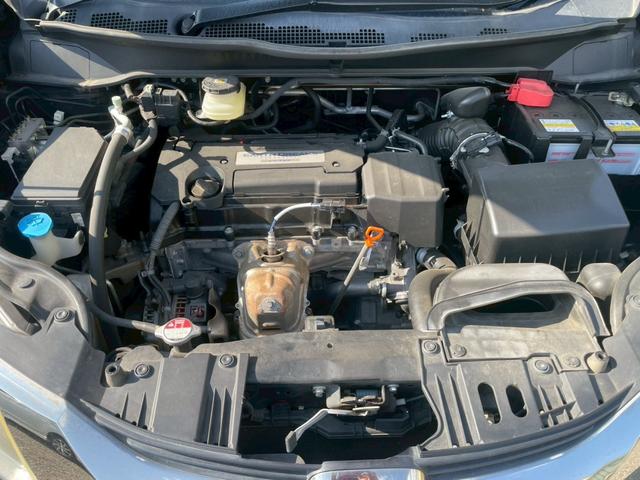 オデッセイ アブソルート　本土車両　純正ナビ　フルセグ　バックカメラ　両側パワースライドドア　プッシュスタート　ＥＴＣ　純正アルミホイール　スマートキー２個（16枚目）