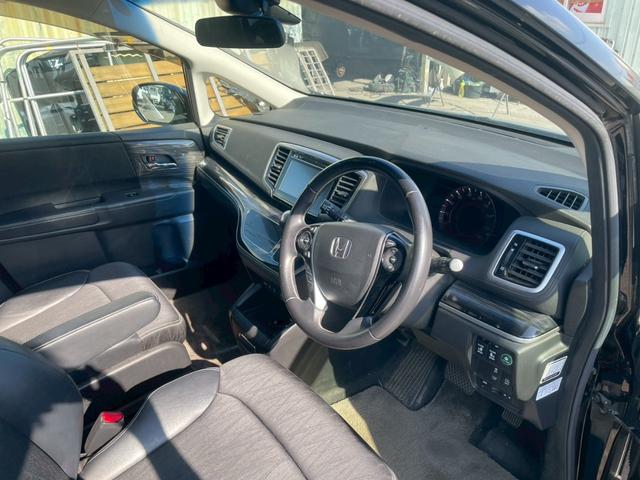 オデッセイ アブソルート　本土車両　純正ナビ　フルセグ　バックカメラ　両側パワースライドドア　プッシュスタート　ＥＴＣ　純正アルミホイール　スマートキー２個（20枚目）