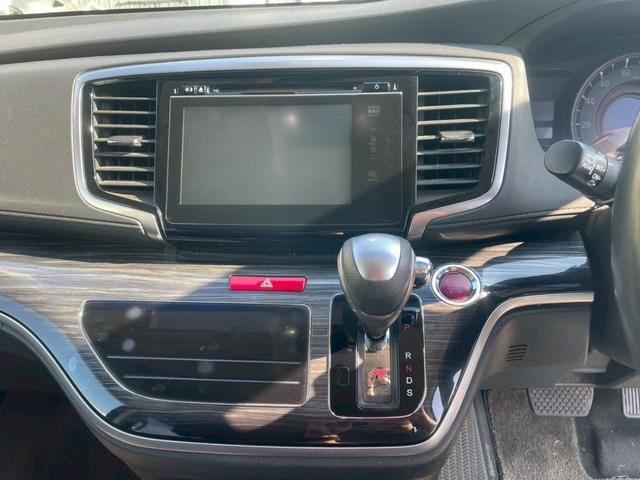 オデッセイ アブソルート　本土車両　純正ナビ　フルセグ　バックカメラ　両側パワースライドドア　プッシュスタート　ＥＴＣ　純正アルミホイール　スマートキー２個（25枚目）