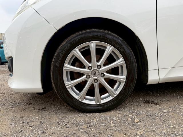 オデッセイ Ｇ　本土車両　両側パワースライドドア　プッシュスタート　スマートキー　純正オーディオ　ナビ　バックカメラ　Ｂｌｕｅｔｏｏｔｈ　フルセグ　社外アルミホイール　８人乗り　ＥＴＣ（16枚目）