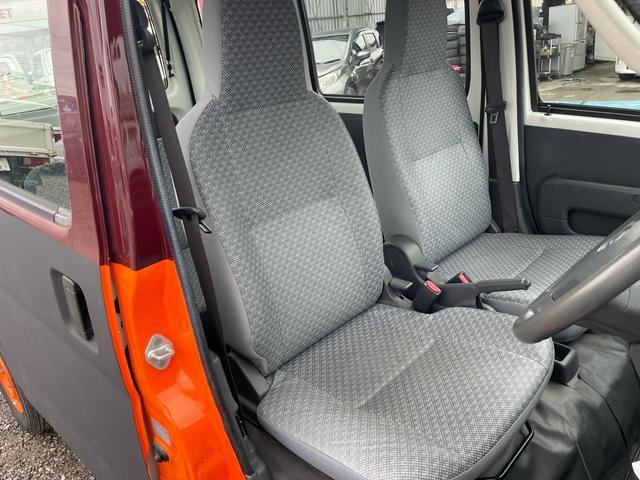 ハイゼットカーゴ スペシャルクリーン　本土車両　オーディオ　フォグランプ　ＥＴＣ　パワーウィンドウ　エアコン　ルーフキャリア外せます　オールペイント対応可　２ＷＤ　ＡＢＳ　エアバック　新品バッテリー　オイル　ワイパーゴム交換（36枚目）