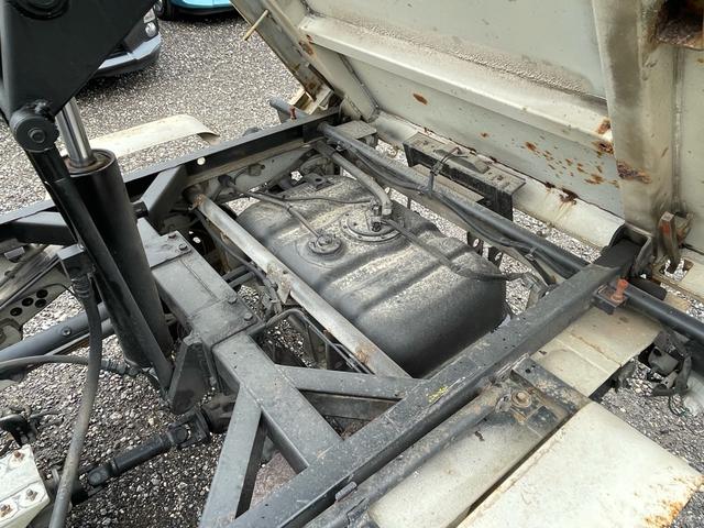 ハイゼットトラック 多目的ダンプ　本土車両　多目的極東ダンプ　４ＷＤ　エアコン　パワステ　新品バッテリー　オイル・オイルフィルター交換　ワイパーゴム交換（16枚目）