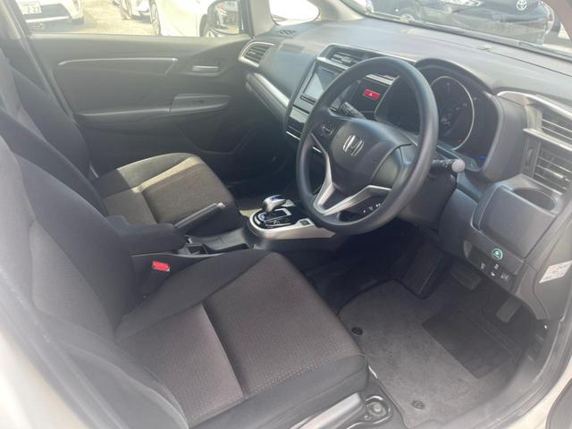 フィットハイブリッド ホンダ fパッケージ 残価ローンで80万で買えます さらに2年保証付 フルセグbt ブレーキアシスト搭載車の中古車詳細 中古車検索ならkurutown クルタウン フィットハイブリッド ホンダ fパッケージ 残価ローンで80万で買えます さらに2年保証付 フルセグbt ブレーキアシスト搭載車の中古車詳細 中古車検索ならkurutown クルタウン