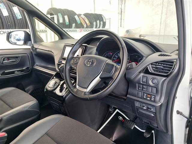 ノア Si ダブルバイビーII メモリーナビ ミュージックプレイヤー接続可 バックカメラ 衝突被害軽減システム ETC 両側電動スライド LEDヘッドランプ 乗車定員8人 フルエアロ(24枚目)