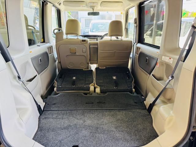 ラゲッジルームは、大容量のスペースを確保。普段のお買い物からレジャーまで、幅広く活躍してくれます！またリアシートを倒す事でバリエーション豊かにお使いいただけます＾＾