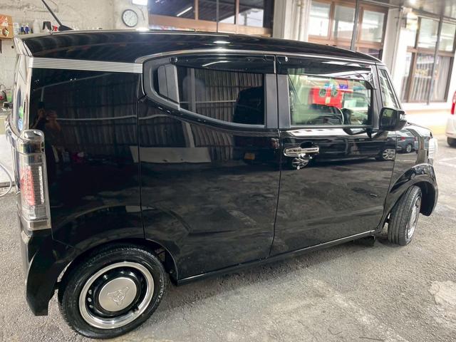 N-BOXスラッシュ G・Lインテリアカラーパッケージ レザーシート ナビ テレビ バックカメラ スマートキー プッシュスタート オートエアコン 電動格納ミラー ETC 本土中古車(14枚目)