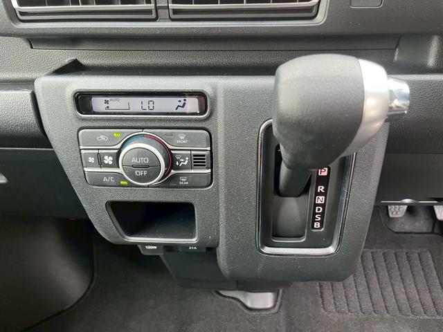 低燃費のＣＶＴモデル＾＾