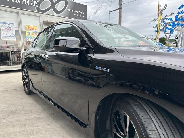 アコードハイブリッド ＥＸ　ホンダセンシング　パワーシート　ハーフレザーシート　クリアランスソナー　ステアリングスイッチ　ナビ　ＴＶ　Ｂｌｕｅｔｏｏｔｈ　バックカメラ　ビルドインＥＴＣ　ドラレコ前後　本土仕入れ　２４ヶ月保証付き（8枚目）