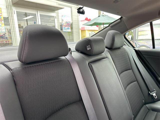 アコードハイブリッド ＥＸ　ホンダセンシング　パワーシート　ハーフレザーシート　クリアランスソナー　ステアリングスイッチ　ナビ　ＴＶ　Ｂｌｕｅｔｏｏｔｈ　バックカメラ　ビルドインＥＴＣ　ドラレコ前後　本土仕入れ　２４ヶ月保証付き（25枚目）