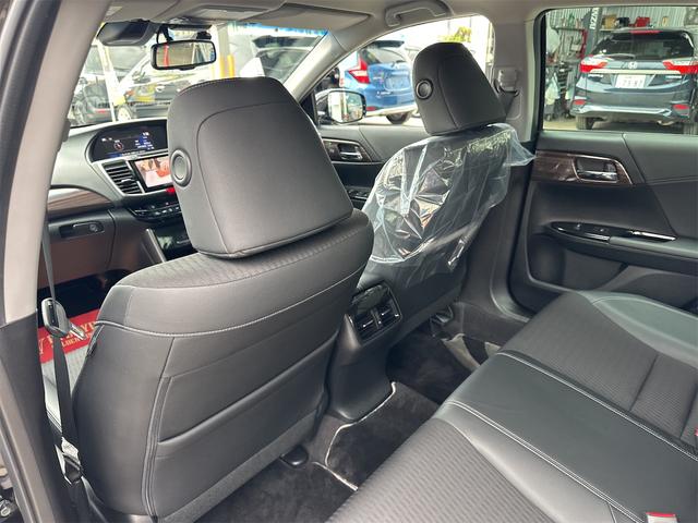 アコードハイブリッド ＥＸ　ホンダセンシング　パワーシート　ハーフレザーシート　クリアランスソナー　ステアリングスイッチ　ナビ　ＴＶ　Ｂｌｕｅｔｏｏｔｈ　バックカメラ　ビルドインＥＴＣ　ドラレコ前後　本土仕入れ　２４ヶ月保証付き（32枚目）