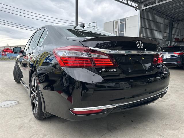 アコードハイブリッド ＥＸ　ホンダセンシング　パワーシート　ハーフレザーシート　クリアランスソナー　ステアリングスイッチ　ナビ　ＴＶ　Ｂｌｕｅｔｏｏｔｈ　バックカメラ　ビルドインＥＴＣ　ドラレコ前後　本土仕入れ　２４ヶ月保証付き（64枚目）