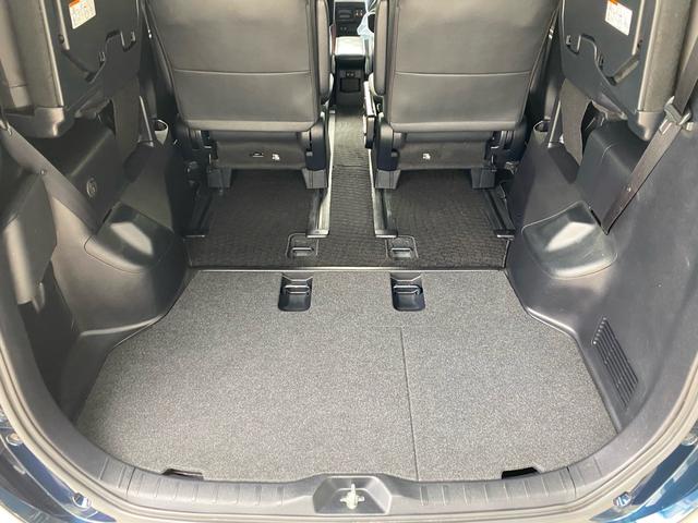 エスクァイア ハイブリッドＧｉ　トヨタセーフティセンス　レザーシート　両側パワースライドドア　ＬＥＤライト　フォグライト　オートライト　純正９インチナビ　ＴＶ　Ｂｌｕｅｔｏｏｔｈ　ＥＴＣ　純正アルミホイール　本土仕入れ　２４ヶ月保証（36枚目）