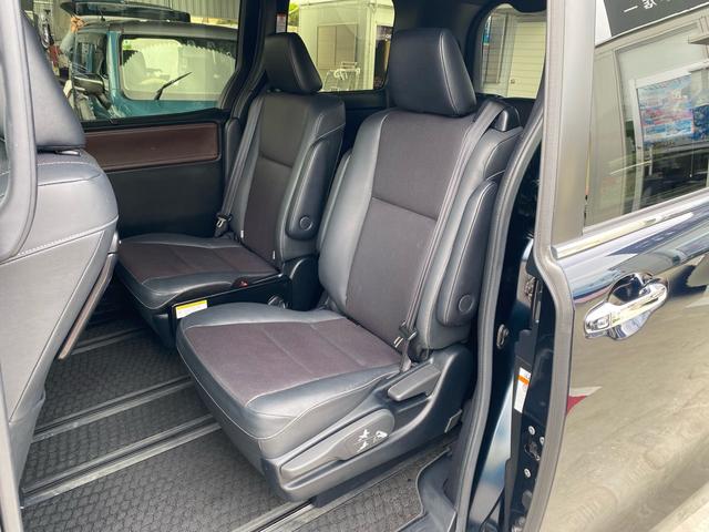 エスクァイア ハイブリッドＧｉ　トヨタセーフティセンス　レザーシート　両側パワースライドドア　ＬＥＤライト　フォグライト　オートライト　純正９インチナビ　ＴＶ　Ｂｌｕｅｔｏｏｔｈ　ＥＴＣ　純正アルミホイール　本土仕入れ　２４ヶ月保証（37枚目）