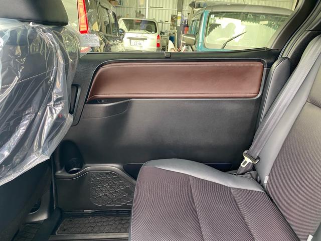 エスクァイア ハイブリッドＧｉ　トヨタセーフティセンス　レザーシート　両側パワースライドドア　ＬＥＤライト　フォグライト　オートライト　純正９インチナビ　ＴＶ　Ｂｌｕｅｔｏｏｔｈ　ＥＴＣ　純正アルミホイール　本土仕入れ　２４ヶ月保証（39枚目）