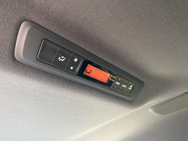 エスクァイア ハイブリッドＧｉ　トヨタセーフティセンス　レザーシート　両側パワースライドドア　ＬＥＤライト　フォグライト　オートライト　純正９インチナビ　ＴＶ　Ｂｌｕｅｔｏｏｔｈ　ＥＴＣ　純正アルミホイール　本土仕入れ　２４ヶ月保証（43枚目）