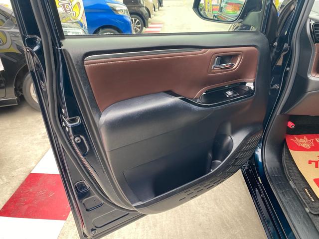 エスクァイア ハイブリッドＧｉ　トヨタセーフティセンス　レザーシート　両側パワースライドドア　ＬＥＤライト　フォグライト　オートライト　純正９インチナビ　ＴＶ　Ｂｌｕｅｔｏｏｔｈ　ＥＴＣ　純正アルミホイール　本土仕入れ　２４ヶ月保証（45枚目）