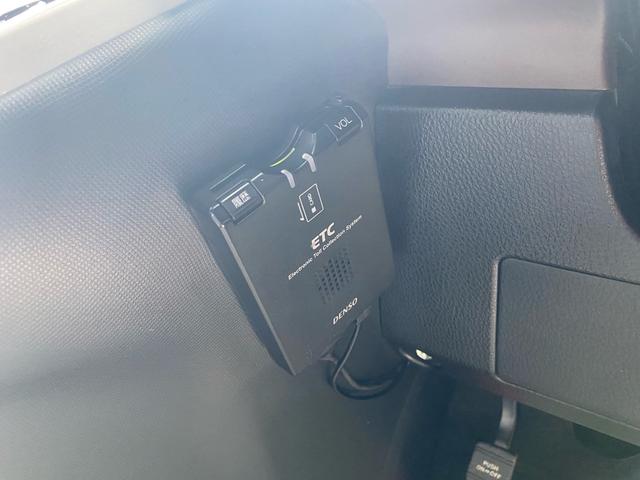 エスクァイア ハイブリッドＧｉ　トヨタセーフティセンス　レザーシート　両側パワースライドドア　ＬＥＤライト　フォグライト　オートライト　純正９インチナビ　ＴＶ　Ｂｌｕｅｔｏｏｔｈ　ＥＴＣ　純正アルミホイール　本土仕入れ　２４ヶ月保証（54枚目）
