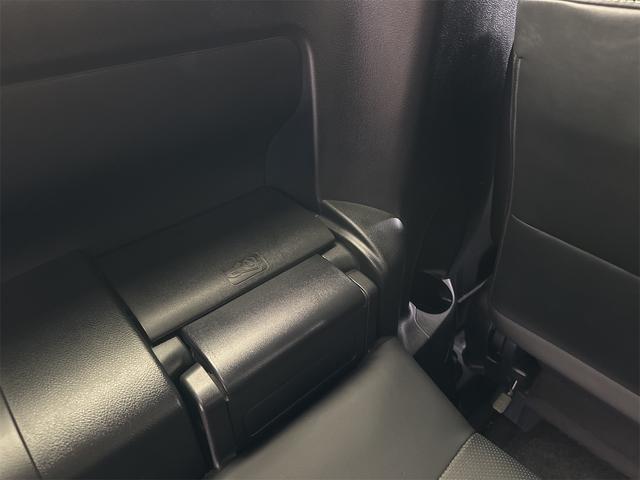 エスクァイア ハイブリッドＧｉ　モデリスタエアロ　ダイナミックグリル　トヨタセーフティセンス　両側パワースライドドア　ＬＥＤライト　ナビ　ＴＶ　Ｂｌｕｅｔｏｏｔｈ　バックカメラ　ビルドインＥＴＣ　本土仕入れ　修復歴なし　２４ヶ月保証（43枚目）