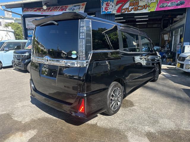 ヴォクシー ZS 煌(7枚目)