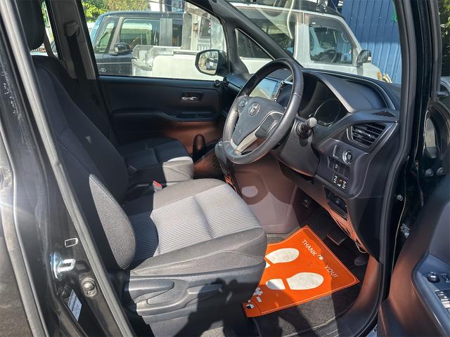 ヴォクシー ZS 煌(10枚目)