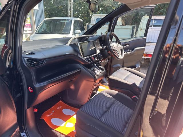 ヴォクシー ZS 煌(15枚目)