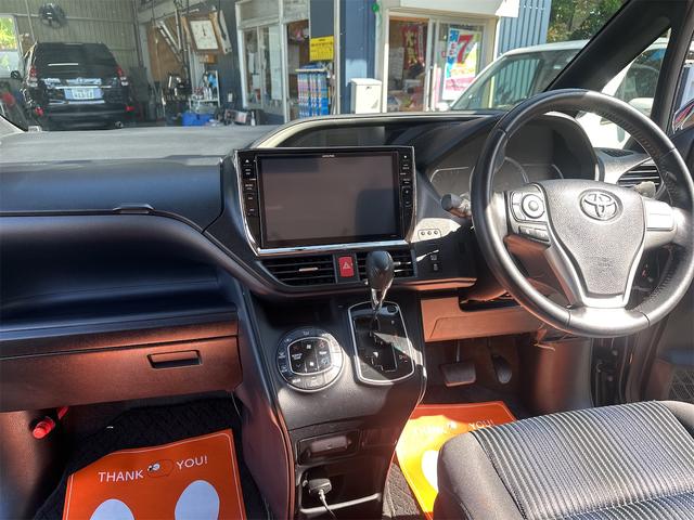 ヴォクシー ZS 煌(17枚目)