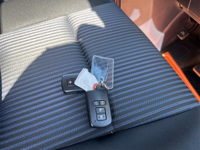 ヴォクシー ZS 煌(20枚目)