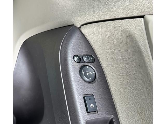 電動格納ミラー