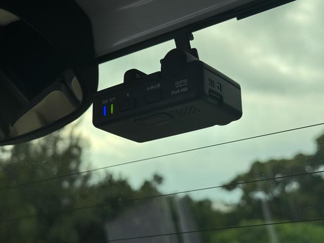 リアドライブレコーダー