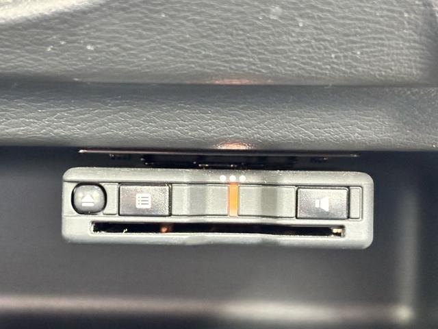 ｅＫワゴン Ｍ　ナビ　バックカメラ　Ｂｌｕｅｔｏｏｔｈ　ＥＴＣ　ドライブレコーダー　前後コーナーセンサー　パーキングアシスト　ＣＤ　ＤＶＤ　電動格納ミラー（22枚目）