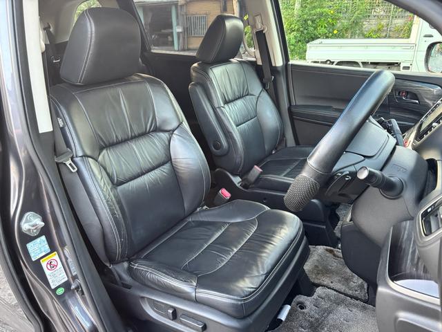 オデッセイ アブソルート・EX ナビ TV 視点切替バックカメラ ETC 両側パワースライドドア クルーズコントロール ブラックレザーシート セカンドシートオットマン LEDヘッドライト 衝突被害軽減ブレーキ(7枚目)