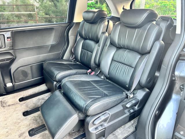 オデッセイ アブソルート・EX ナビ TV 視点切替バックカメラ ETC 両側パワースライドドア クルーズコントロール ブラックレザーシート セカンドシートオットマン LEDヘッドライト 衝突被害軽減ブレーキ(10枚目)