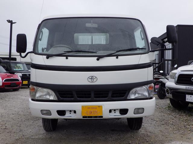 トヨタダイナ　ダンプ　積載４ｔ　内地中古　５３００ｃｃ　軽油　ＭＴ