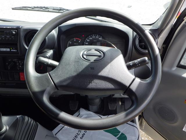 デュトロ ベースグレード　積載２ｔ　軽油　５速ＭＴ　内地中古　荷台寸法　長さ３５１ｃｍ　幅１８０ｃｍ　高さ３８ｃｍ　ＰＳ　ＰＷ　ＡＣ　　ロング２．６ｔ吊４段クレーン　ラジコン付き　ミラー・グリル・コーナーパネルメッキパーツ（14枚目）