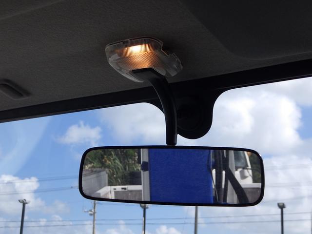 デュトロ ベースグレード　積載２ｔ　軽油　５速ＭＴ　内地中古　荷台寸法　長さ３５１ｃｍ　幅１８０ｃｍ　高さ３８ｃｍ　ＰＳ　ＰＷ　ＡＣ　　ロング２．６ｔ吊４段クレーン　ラジコン付き　ミラー・グリル・コーナーパネルメッキパーツ（23枚目）