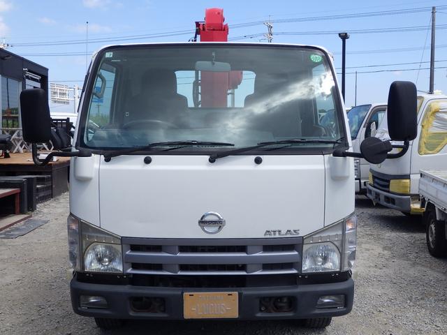 日産　アトラストラック３段クレーン　入荷致しました！