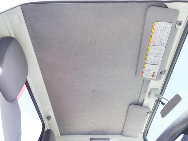 天張りも綺麗にクリーニングしています！