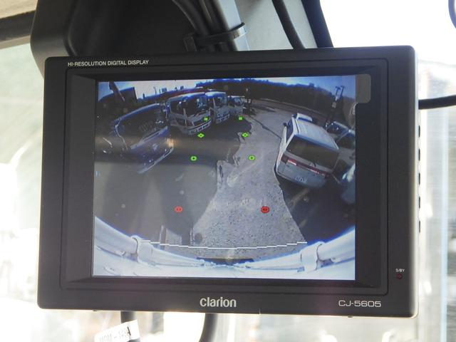 安心のバックカメラ付き