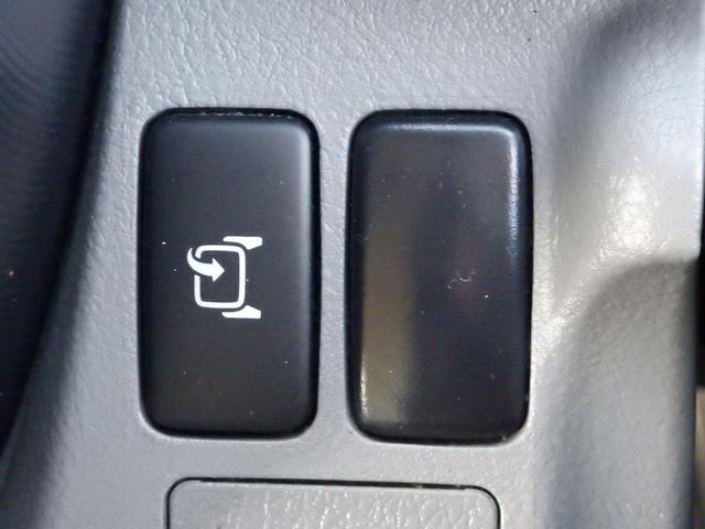 左側電格ミラーです