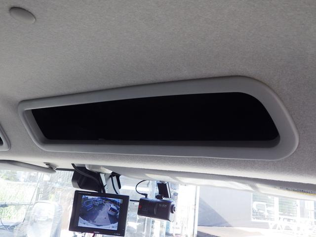 書類などの収納ができますね