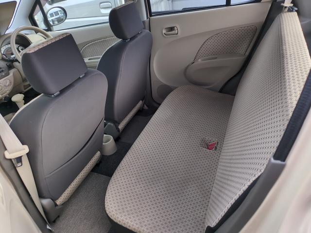 リアシートもしっかりクリーニングしています！