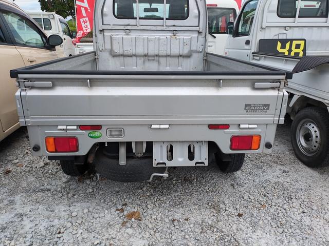 テールランプに割れも無く綺麗です！