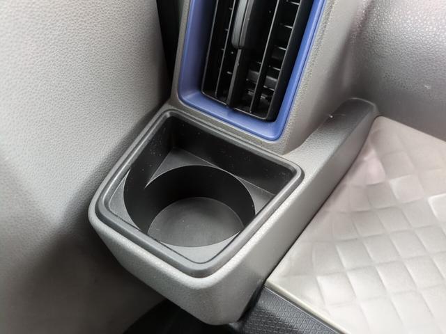 ドリンクホルダーもあります!