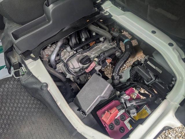 エンジンルームもとても綺麗です!