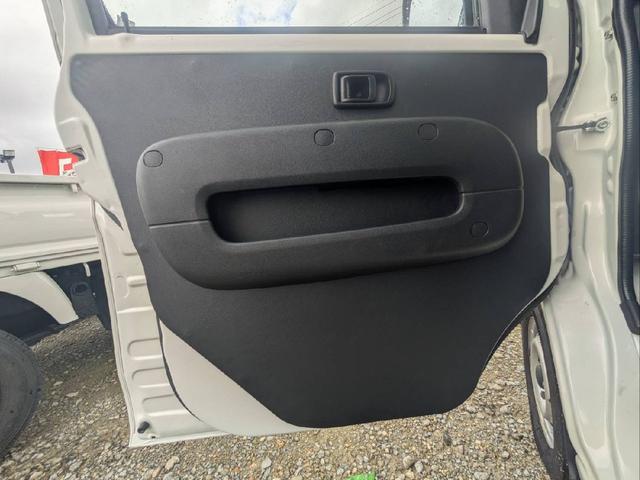 助手席のドアの内張りも綺麗です!