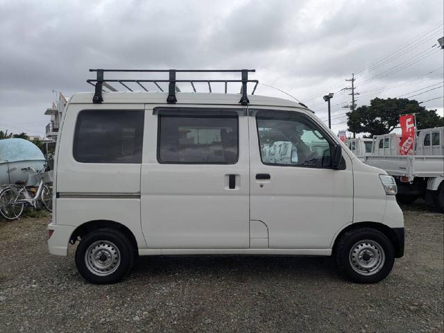 プライバシーガラスになっています!