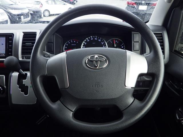 ハンドルもしっかりクリーニングしていてピカピカなので安心して運転していただけます！